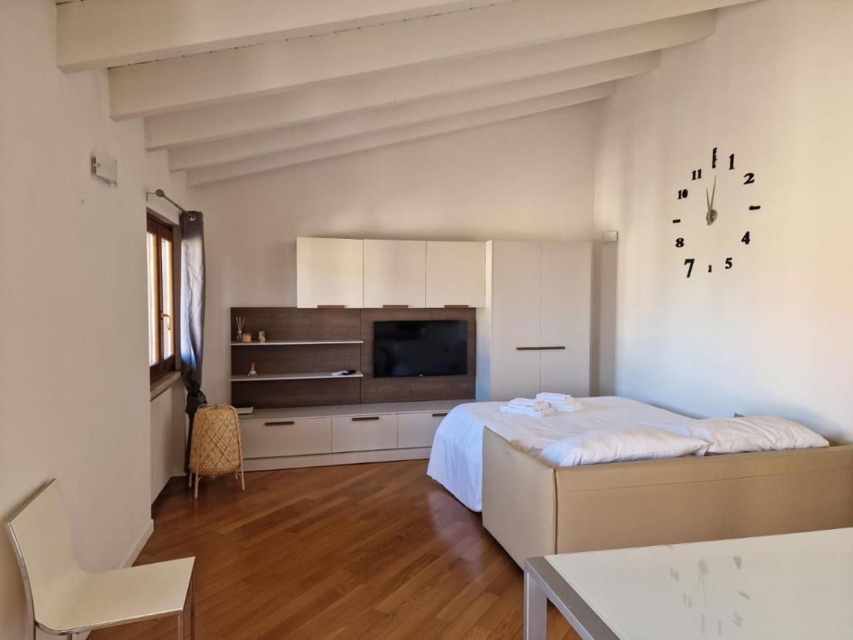 Vittoria Al Lago Apartment Десенцано дел Гарда Екстериор снимка